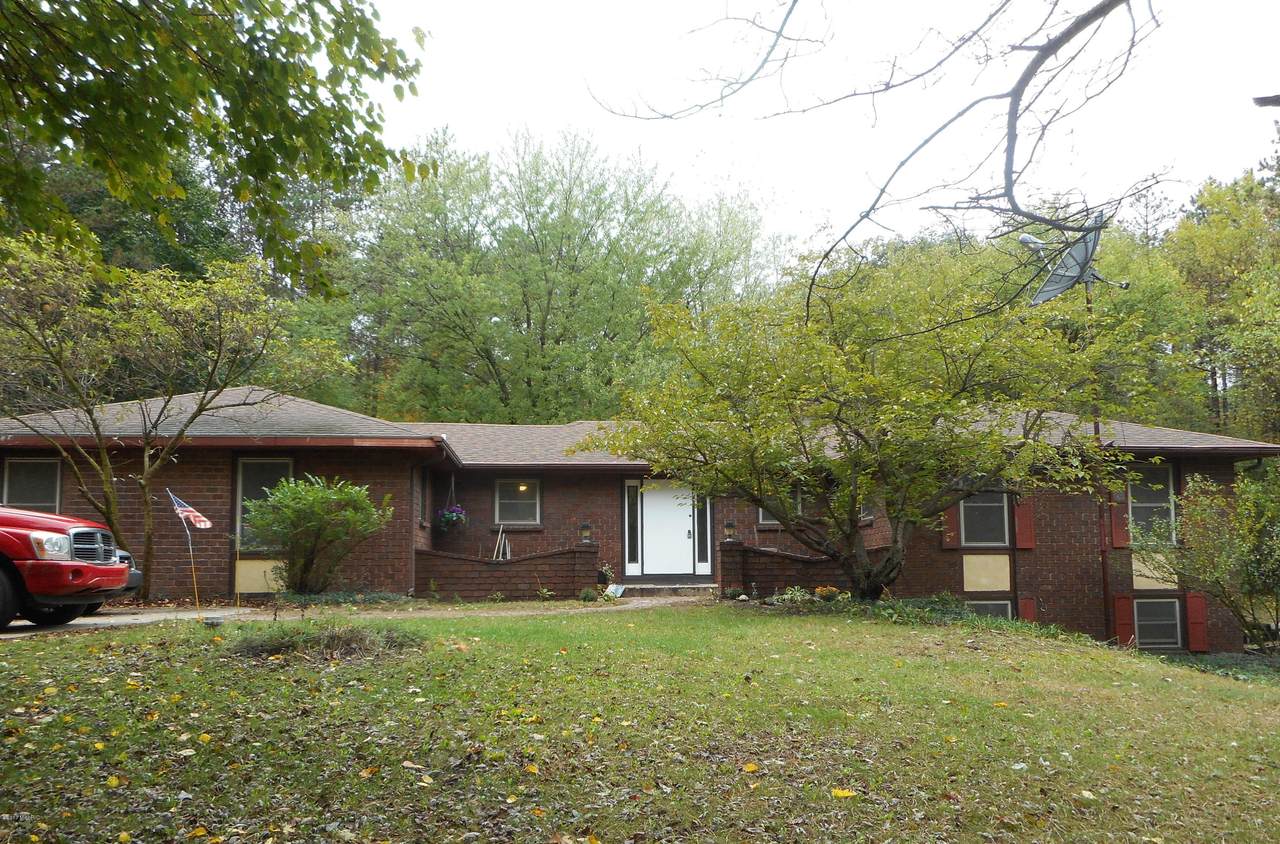 6353 Whitneyville Avenue - Photo 1
