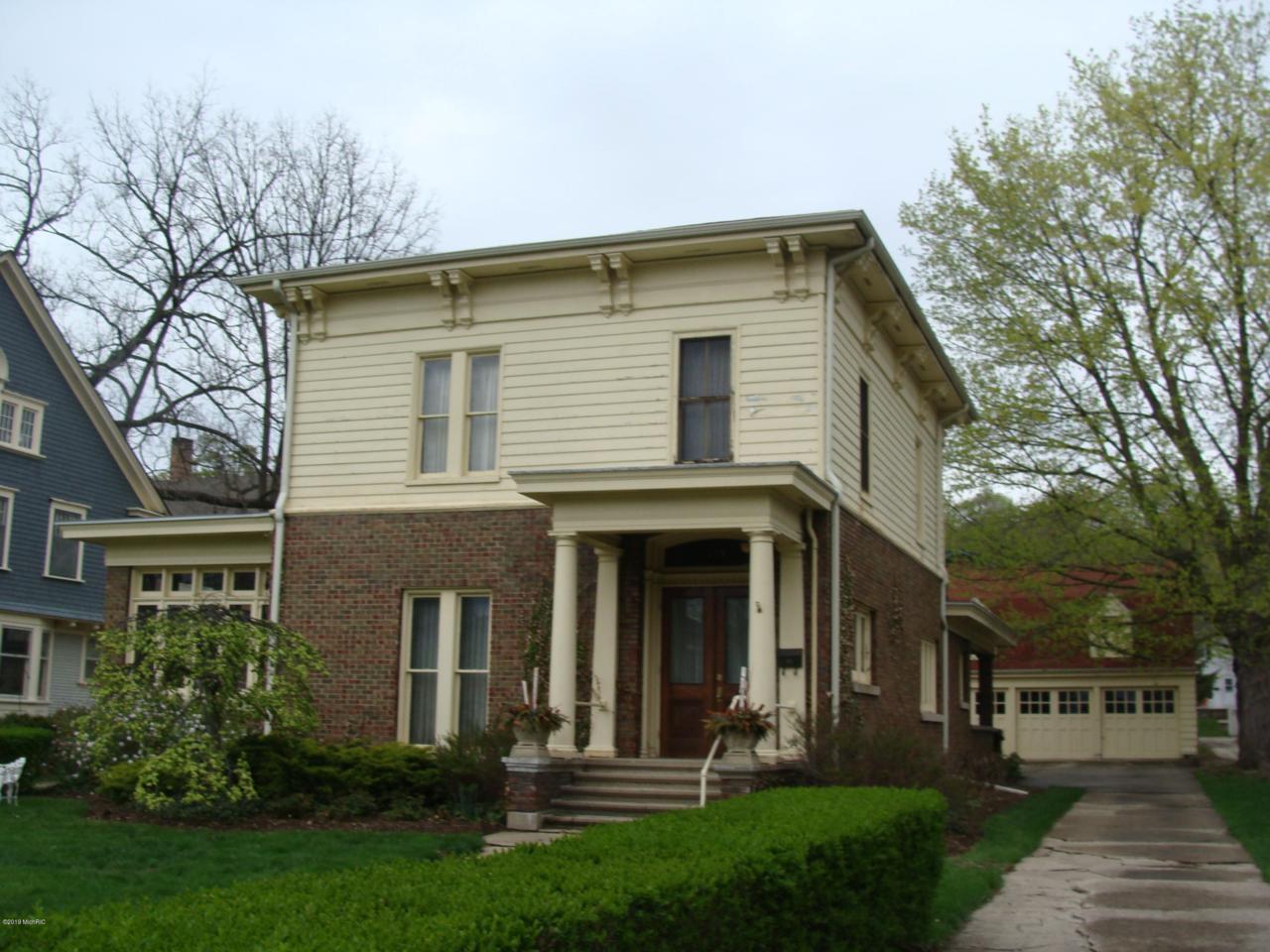 218 Washington Street - Photo 1