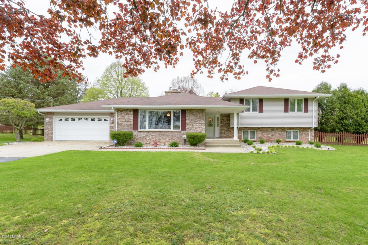 9243 Main Street - Photo 1
