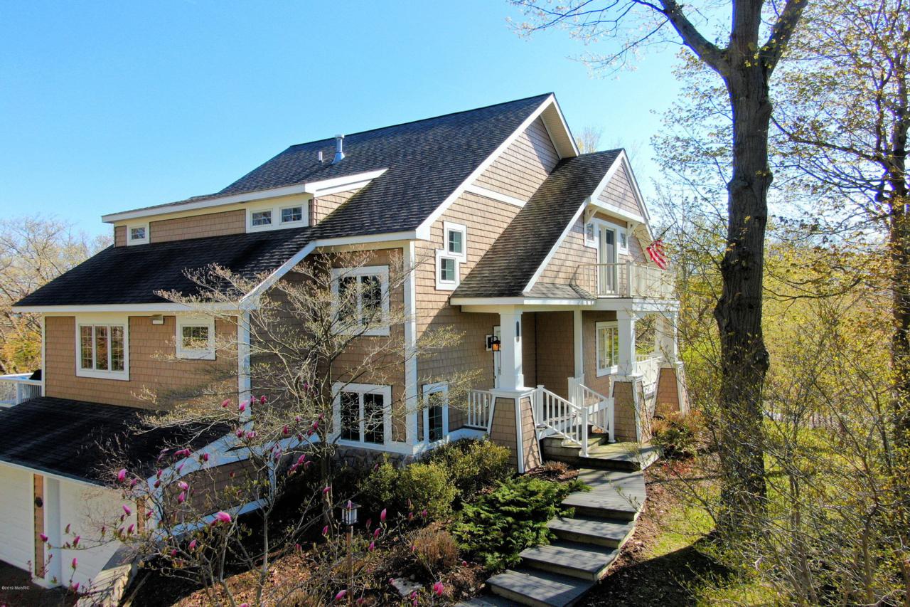 4693 Forest Ridge Drive - Photo 1