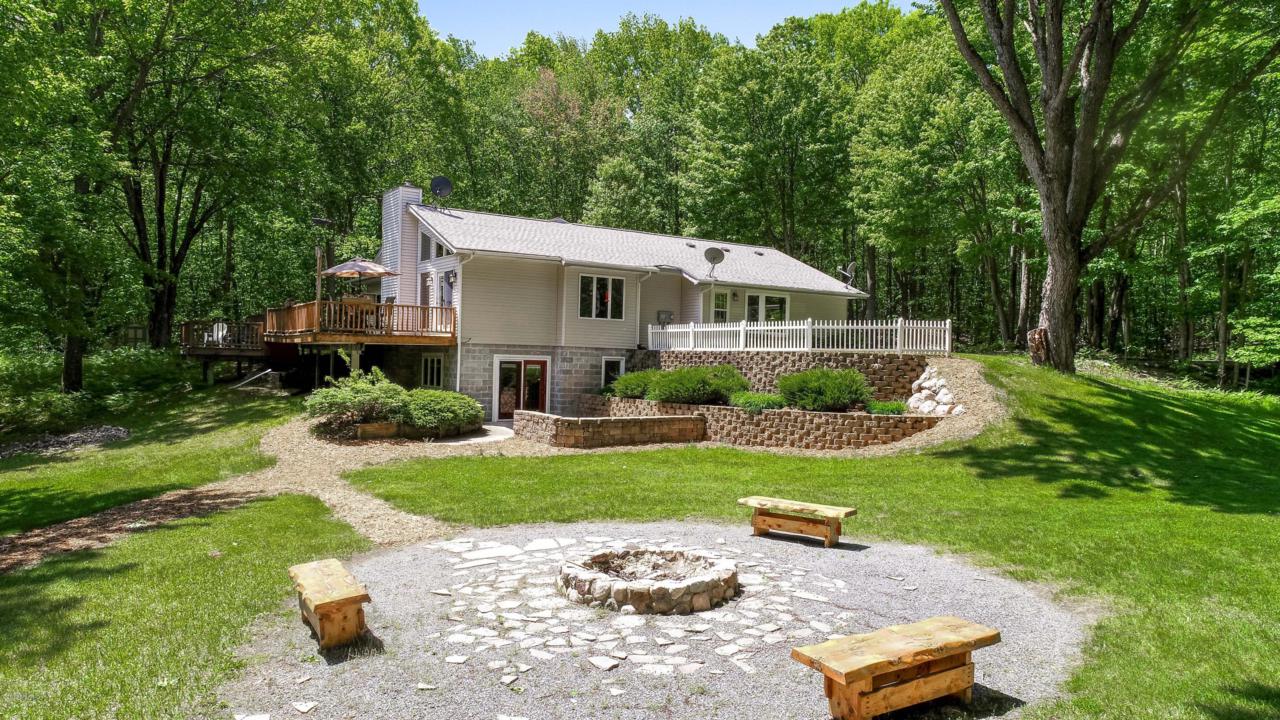 6293 Monroe Road - Photo 1