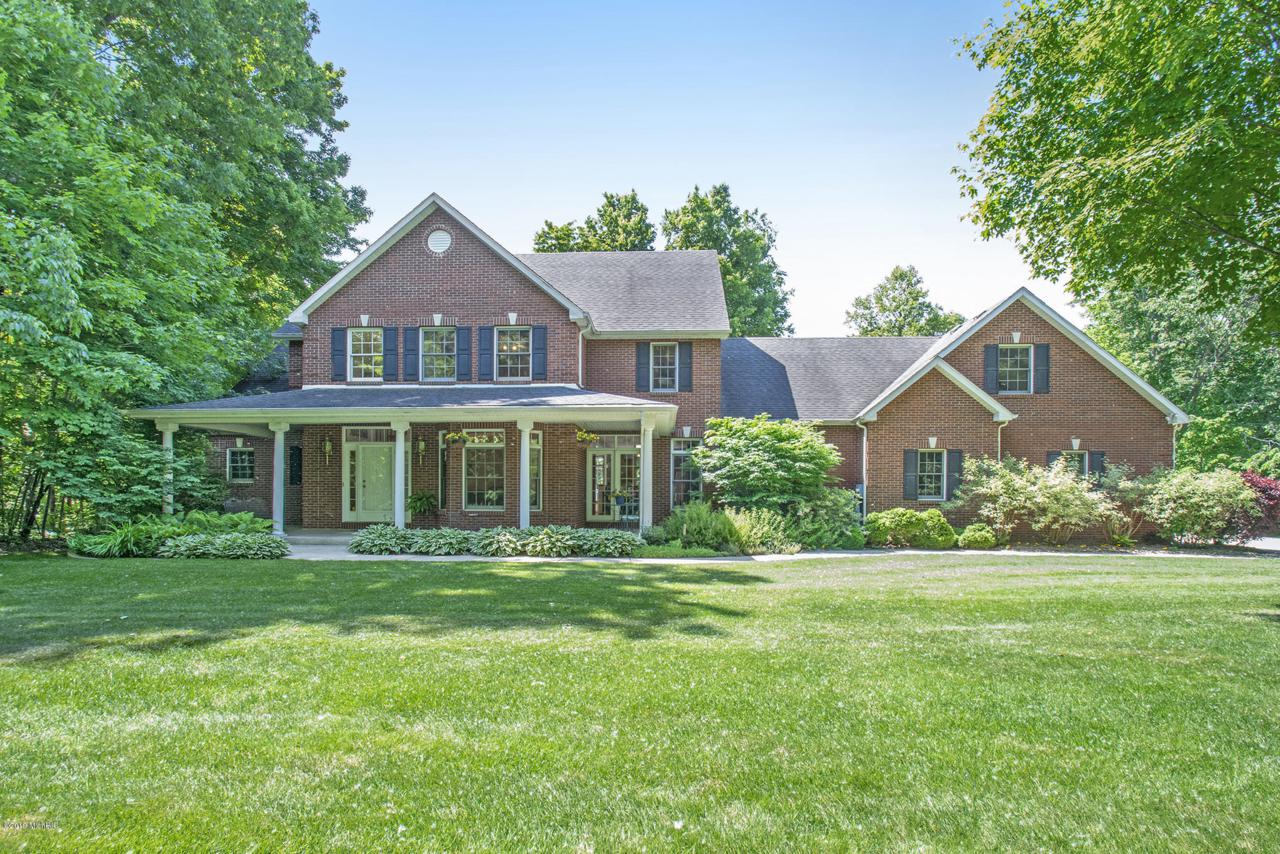 1762 Stockbridge Path - Photo 1