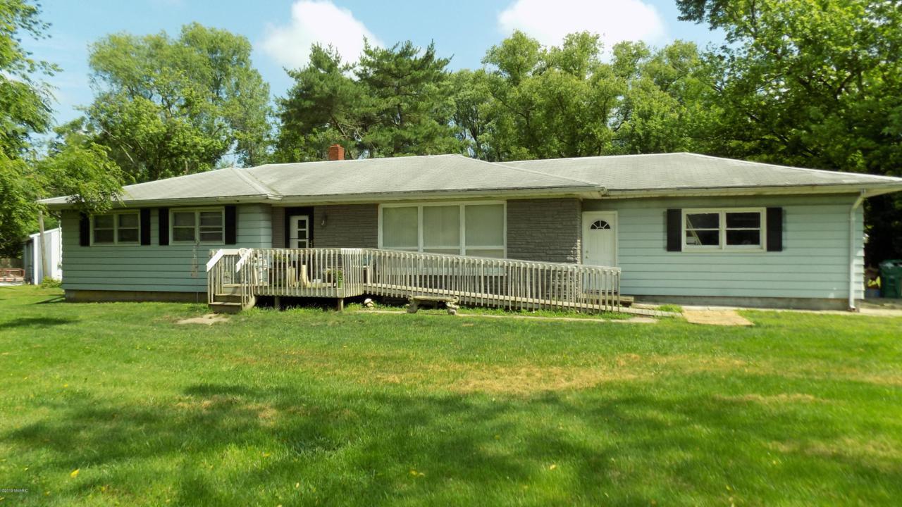 10678 Singer Lake Road - Photo 1
