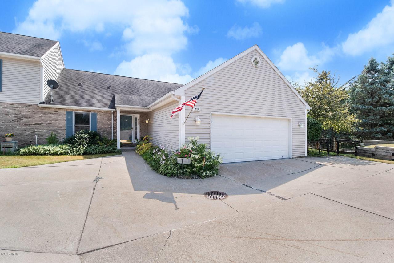 2931 Hunters Place - Photo 1