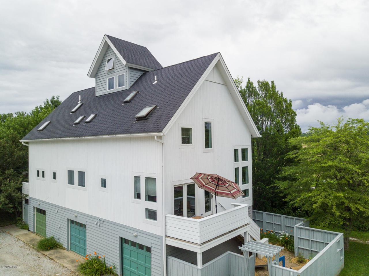 8 Tryon Farm Lane - Photo 1