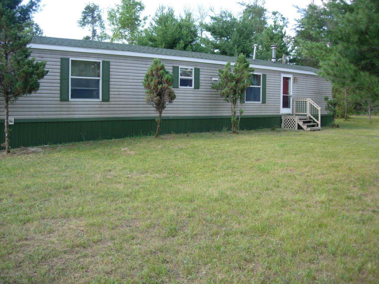 441 11 Mile Road - Photo 1