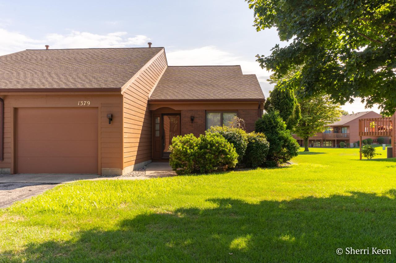 1379 Bent Tree Court - Photo 1