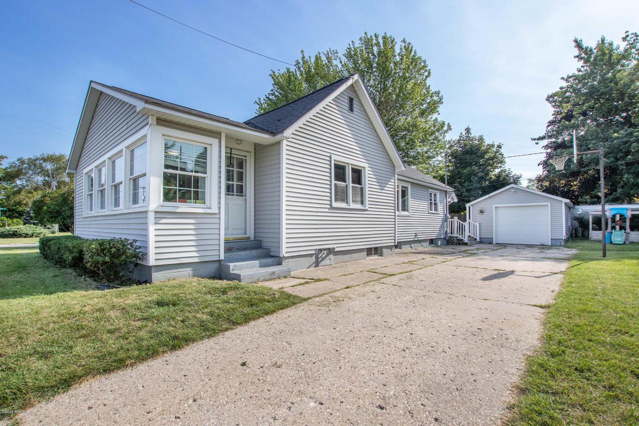 604 Staffon Street - Photo 1