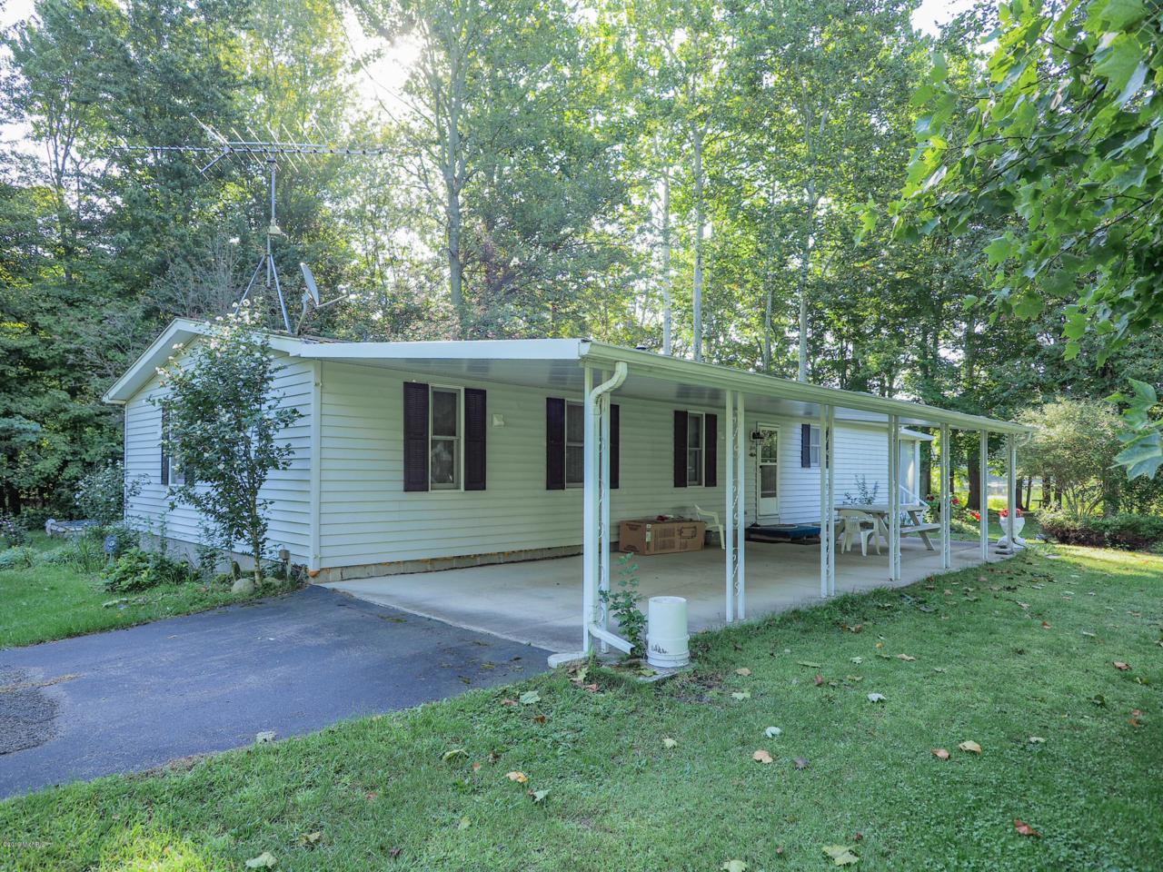 3162 104th Avenue - Photo 1