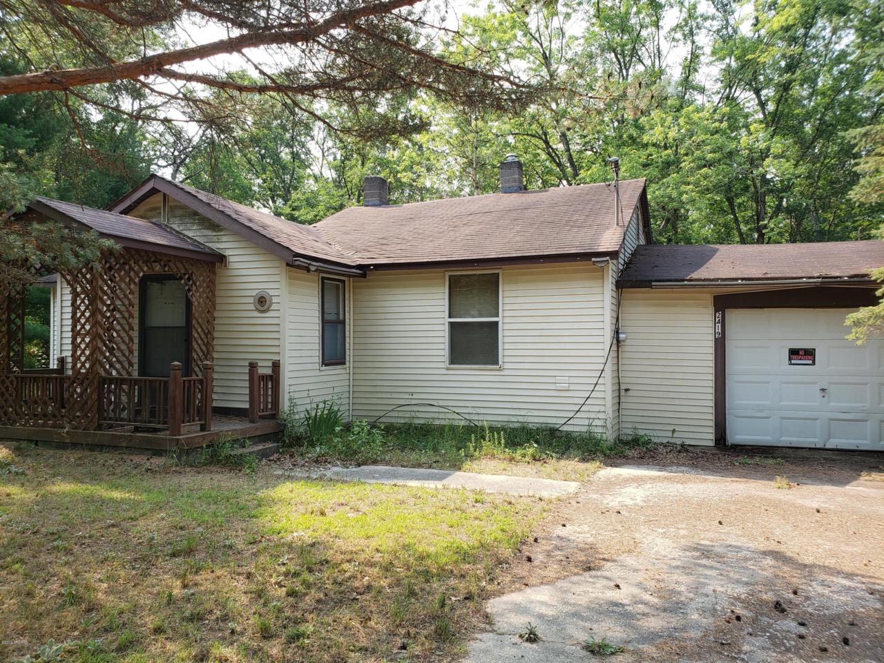 2419 36th - Photo 1