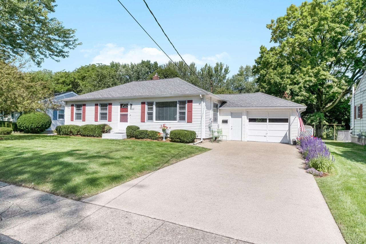 3622 Alamo Avenue - Photo 1