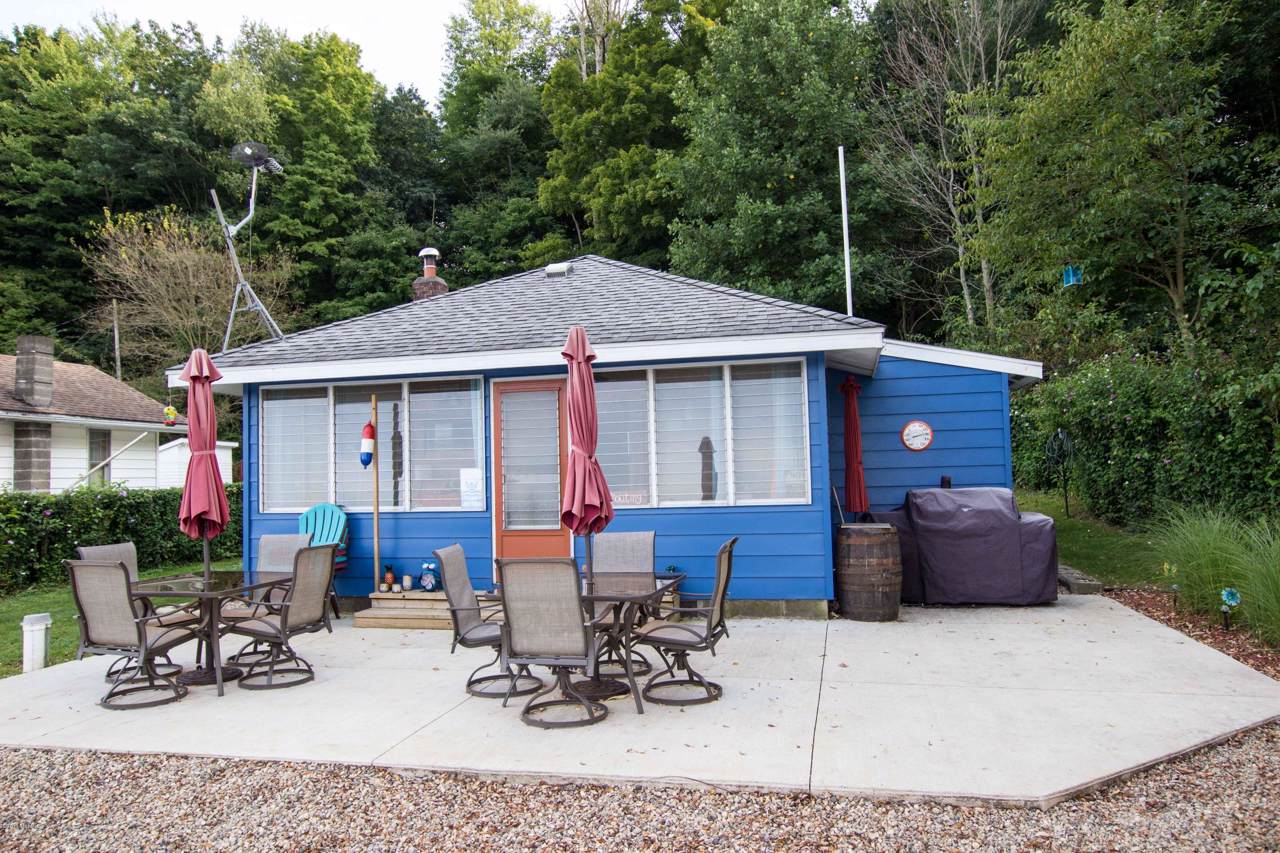 17588 South Street - Photo 1