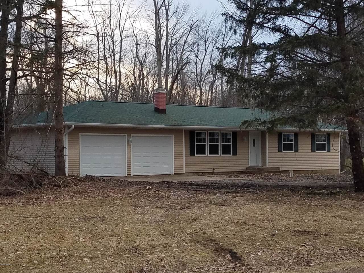 7816 Ainger Road - Photo 1