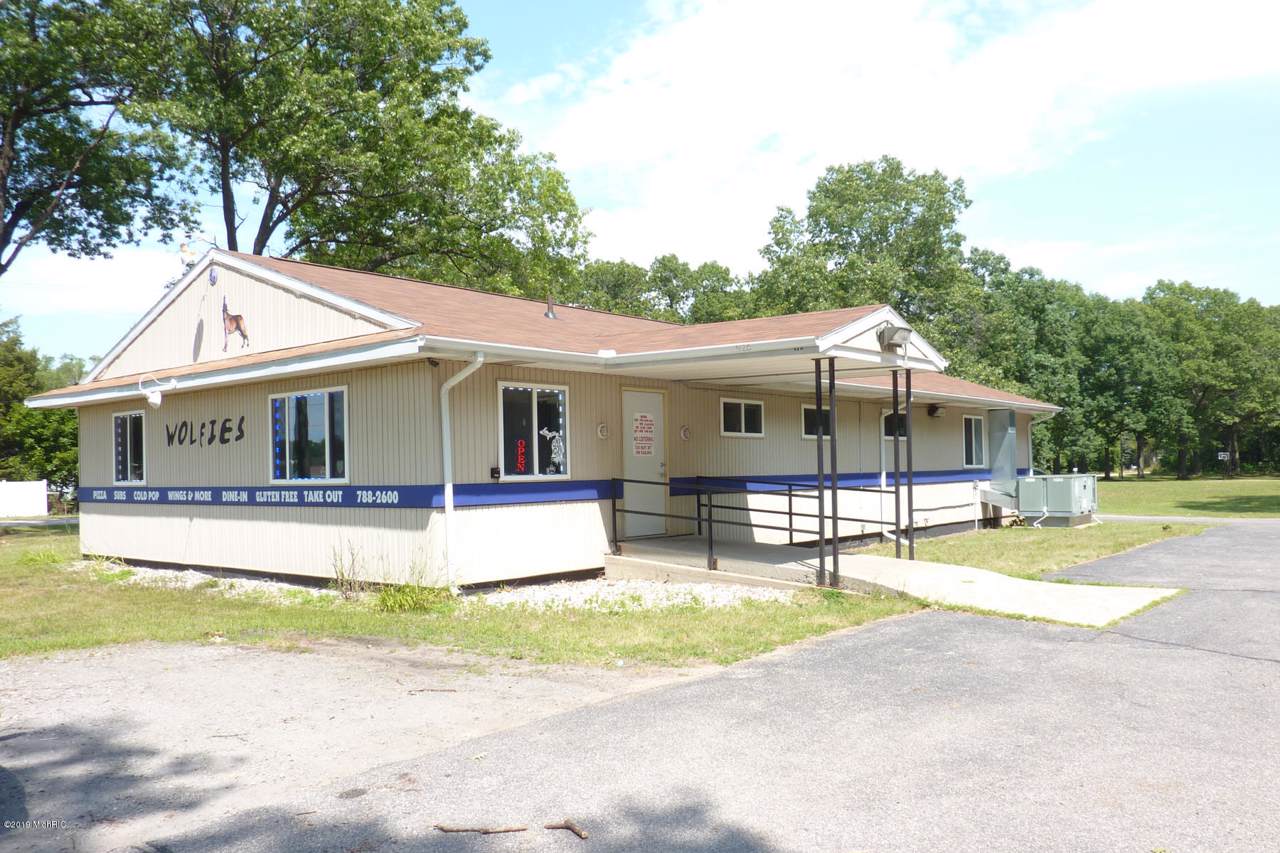 420 Wolf Lake Road - Photo 1