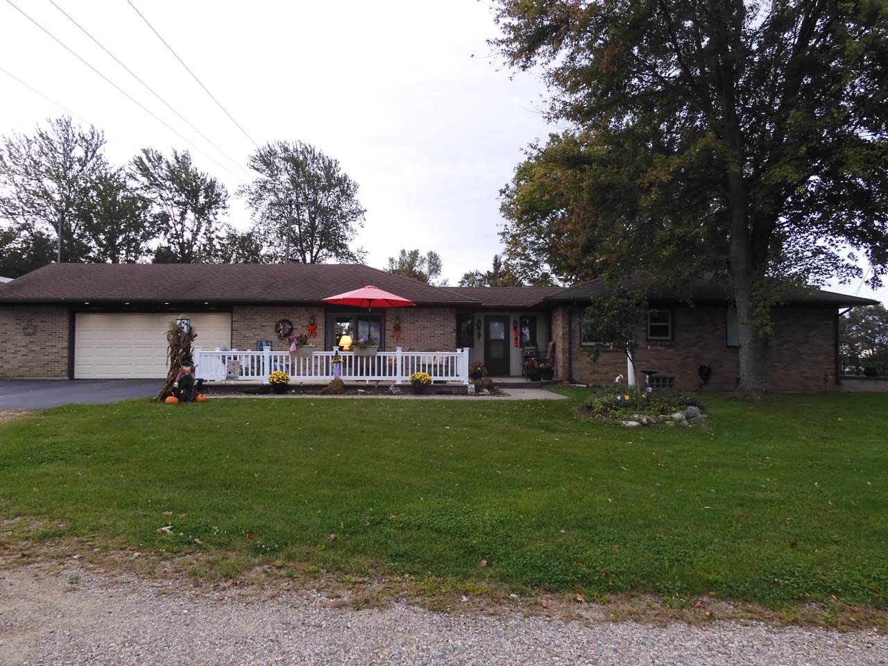 3510 Fruit Ridge Avenue - Photo 1 3510 Fruit Ridge Avenue - Photo 1