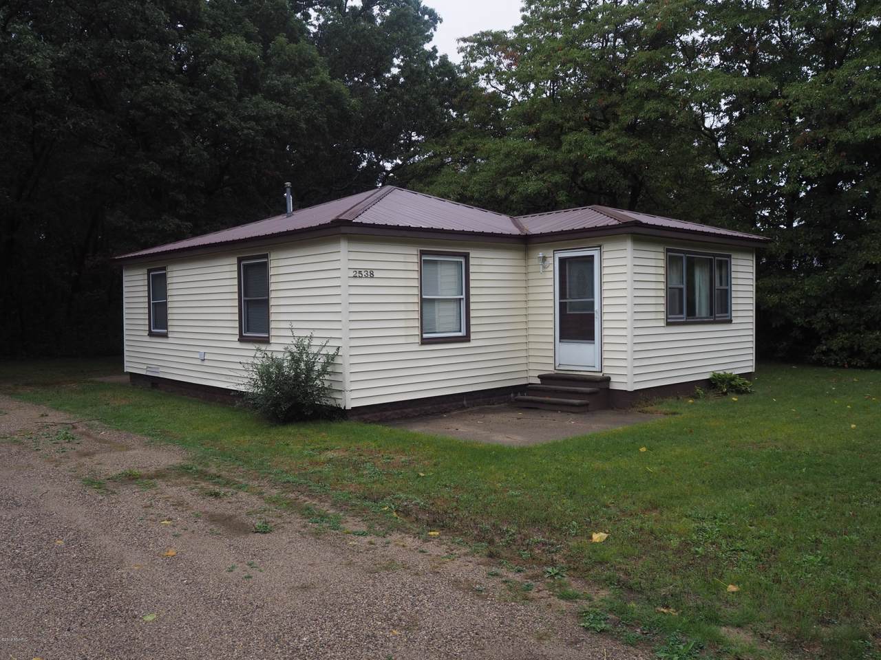2538 Hall Road - Photo 1