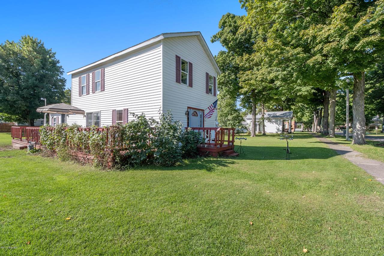 234 Burr Oak Street - Photo 1