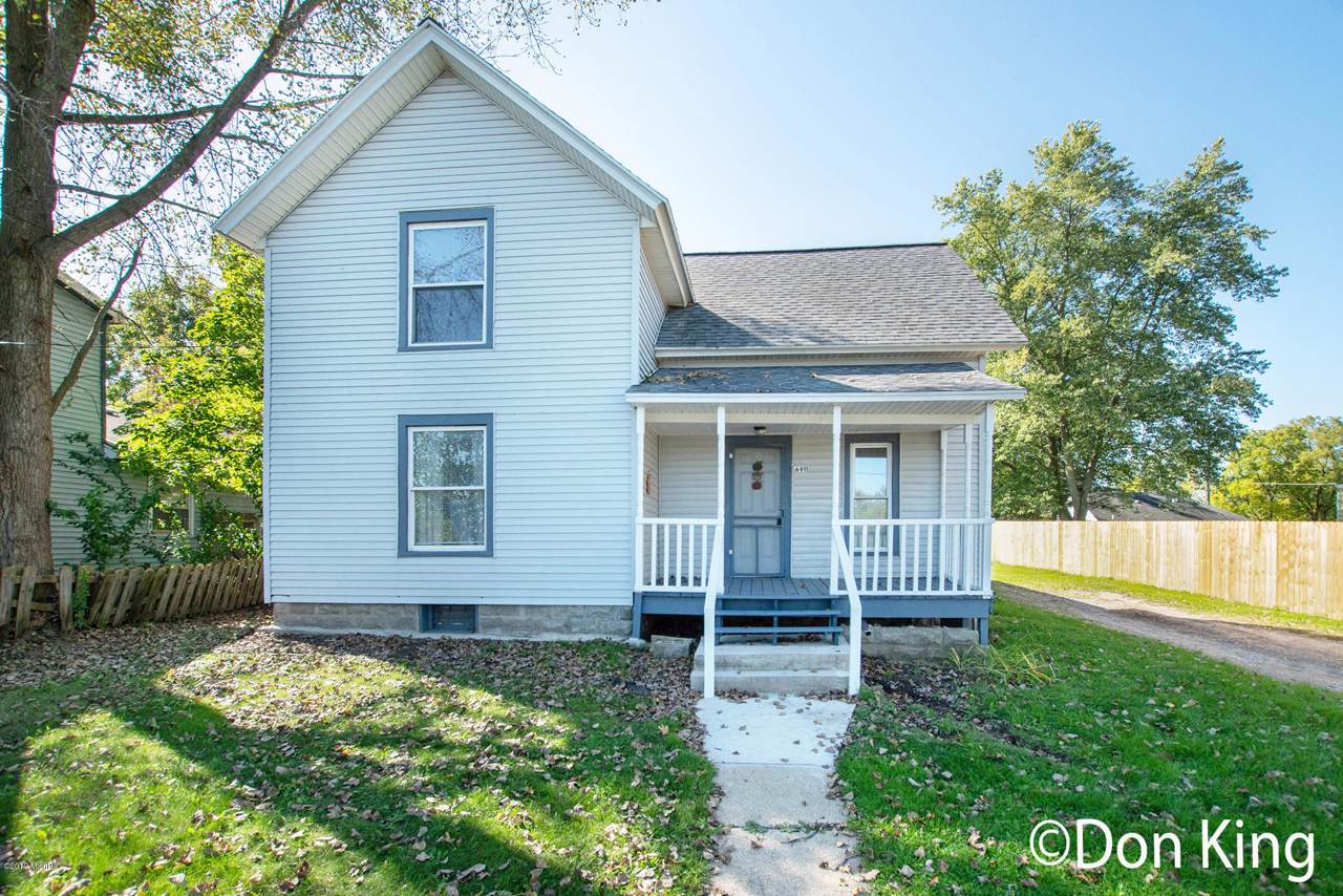 6911 Hammond Avenue - Photo 1