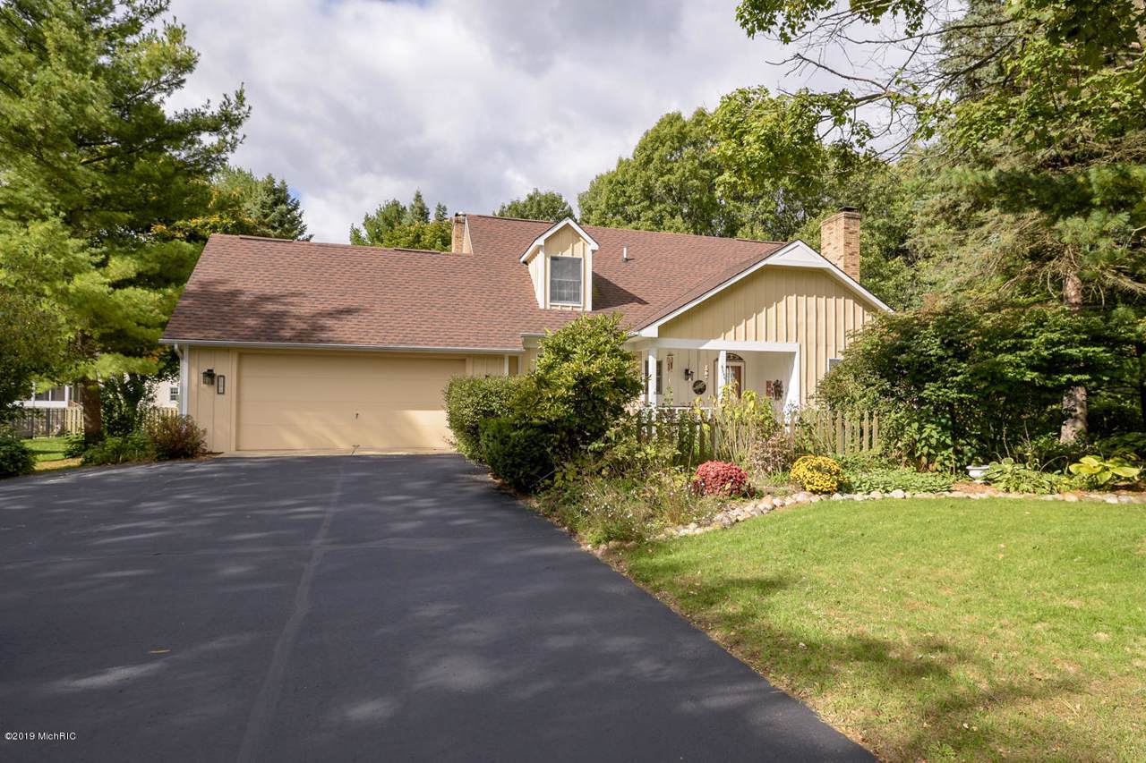 5394 Burning Tree Road - Photo 1