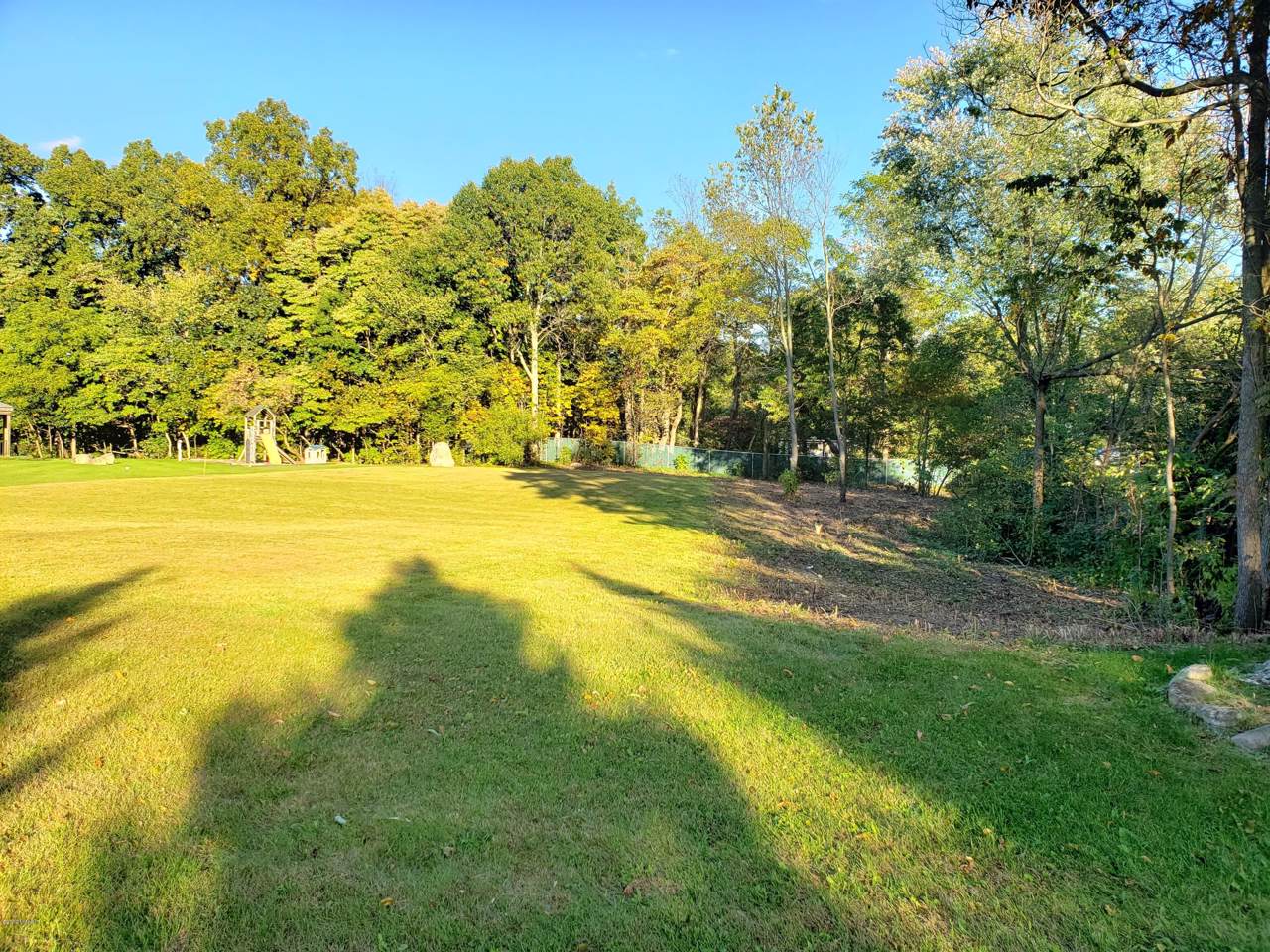 8060 Hunters Crossing - Photo 1