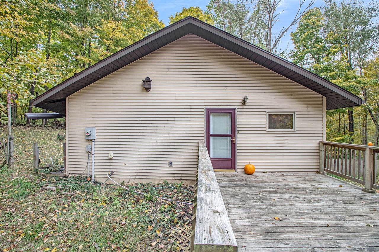 2939 Chamberlain Road - Photo 1