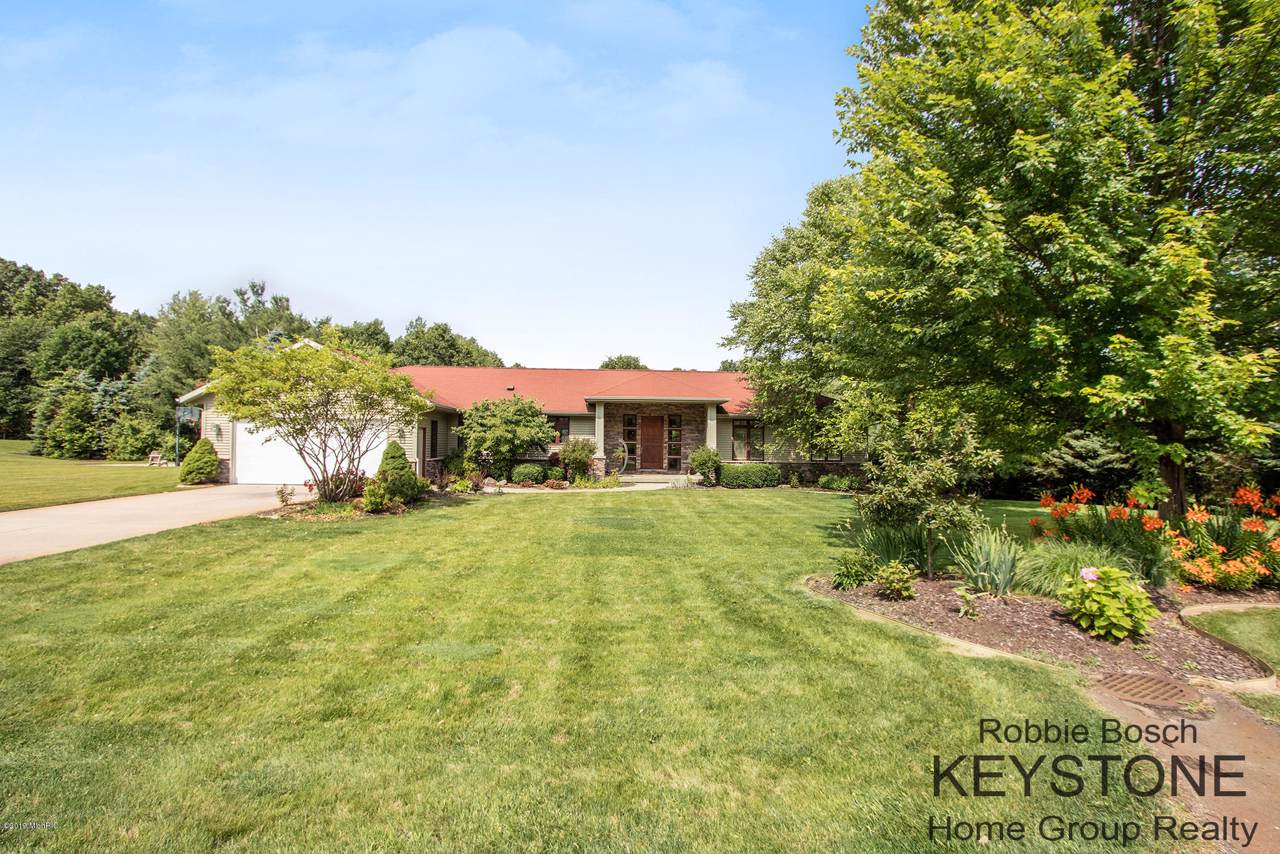 7969 Strawberry Lane - Photo 1