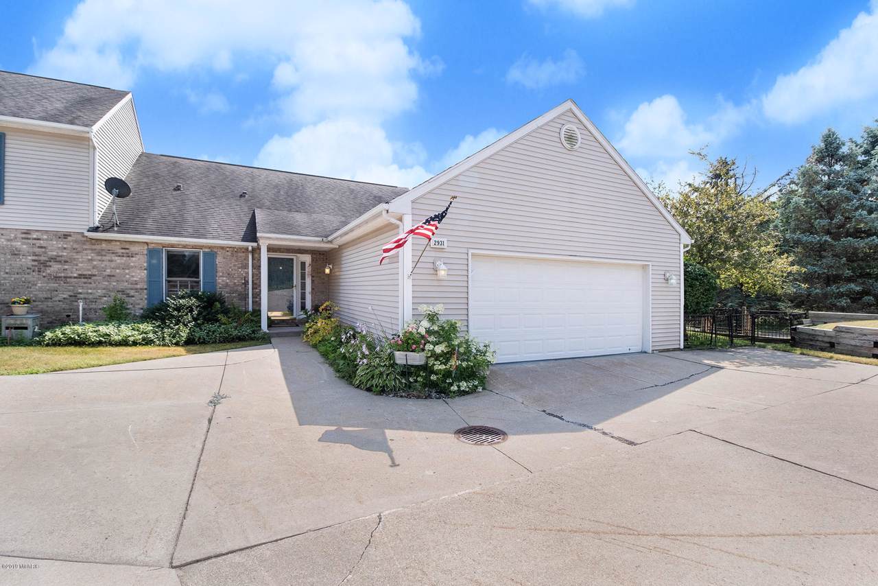 2931 Hunters Place - Photo 1