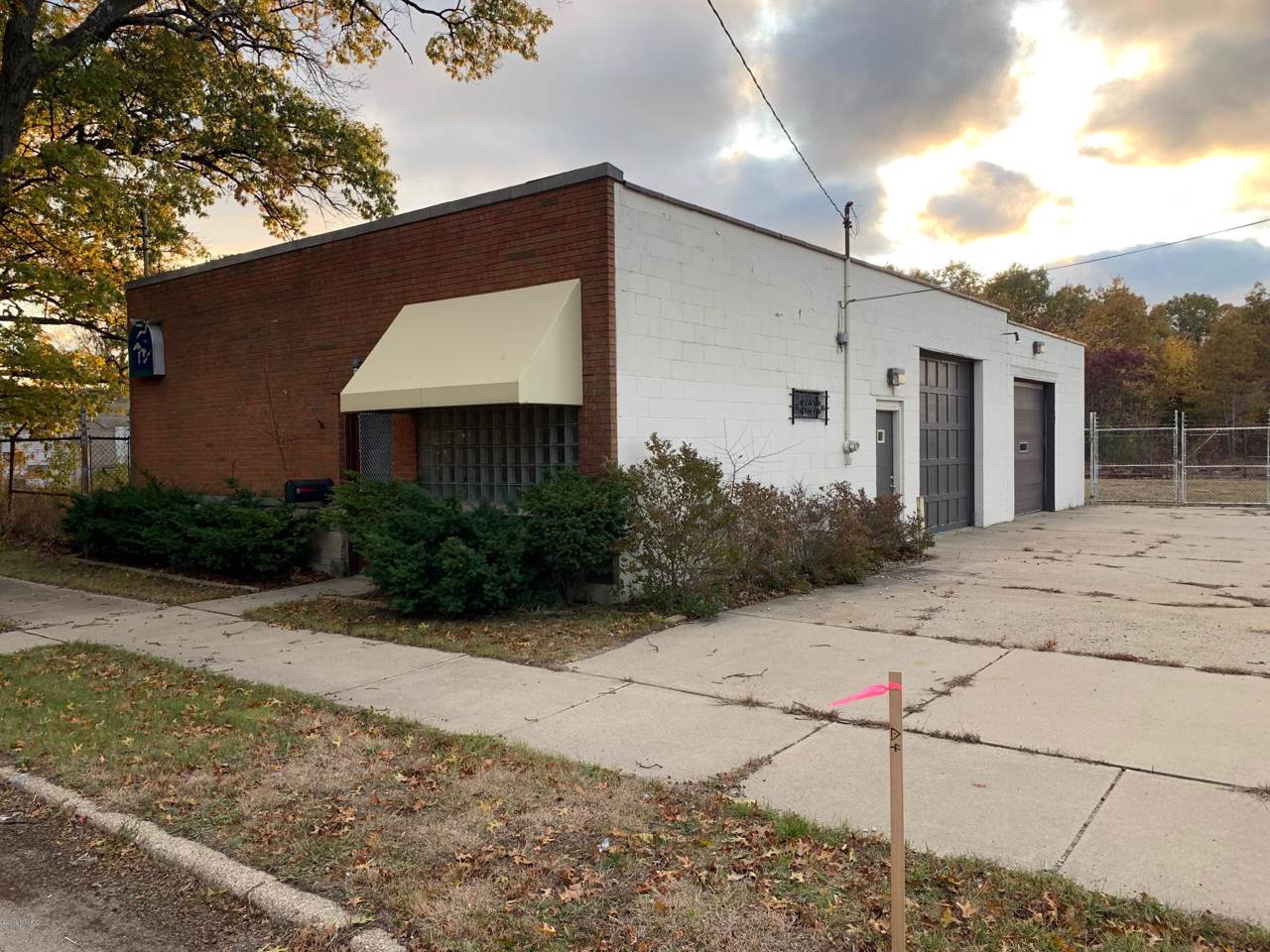 2501 Park Street - Photo 1