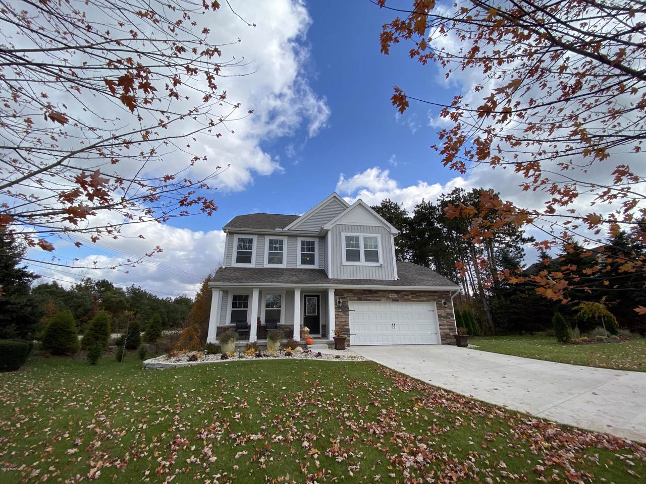 9180 Winterberry Drive - Photo 1