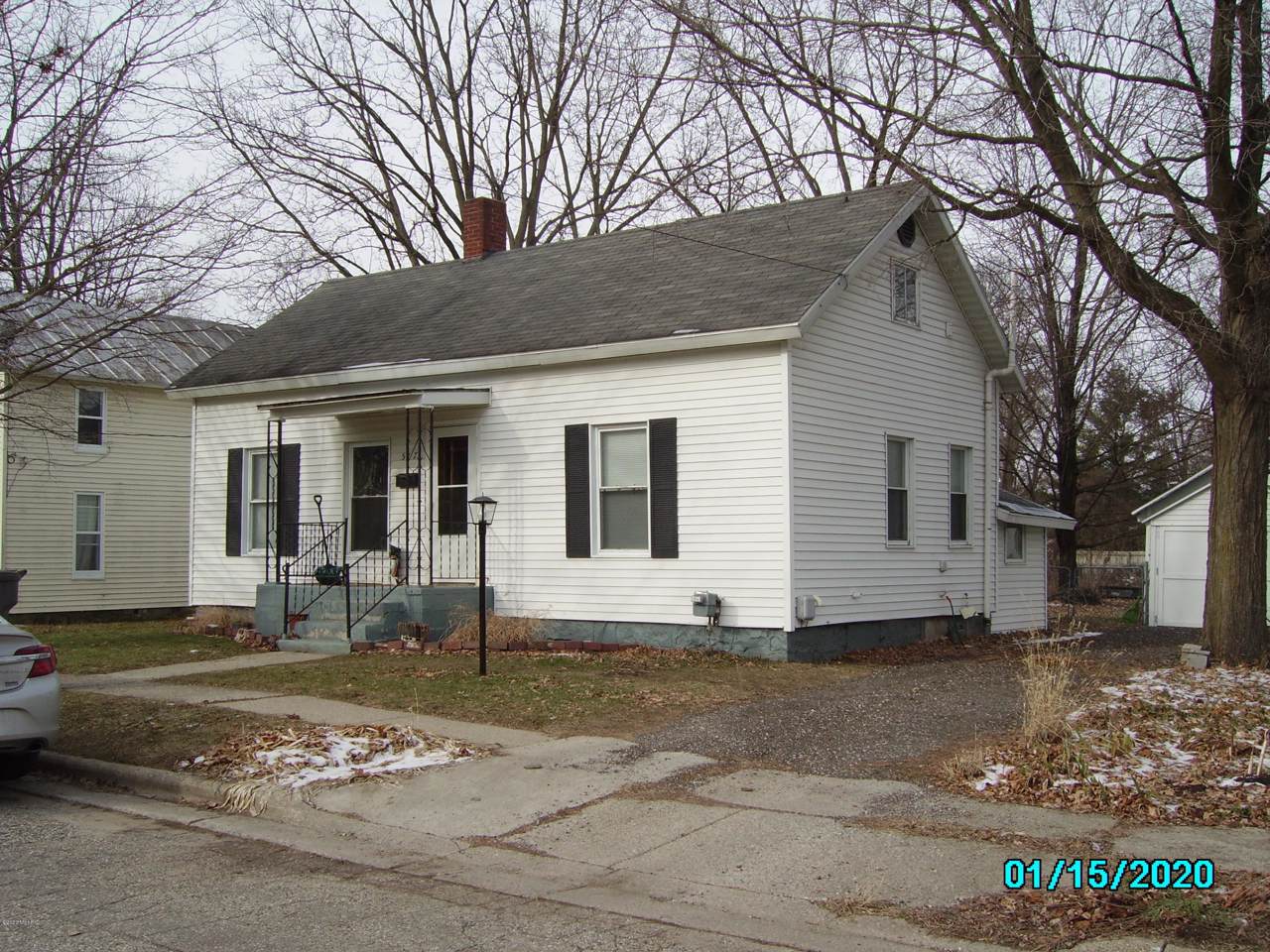 517 Front Street - Photo 1