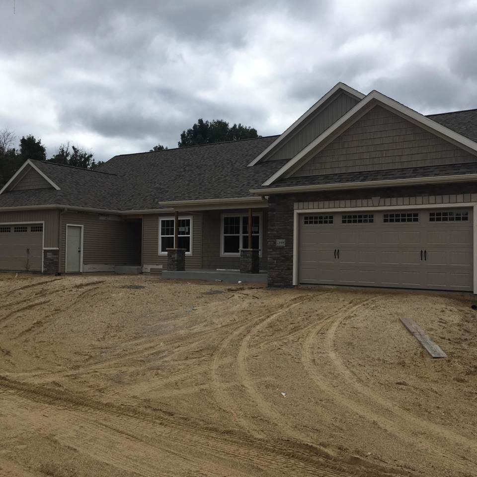 23586 Laurel Glen Avenue - Photo 1