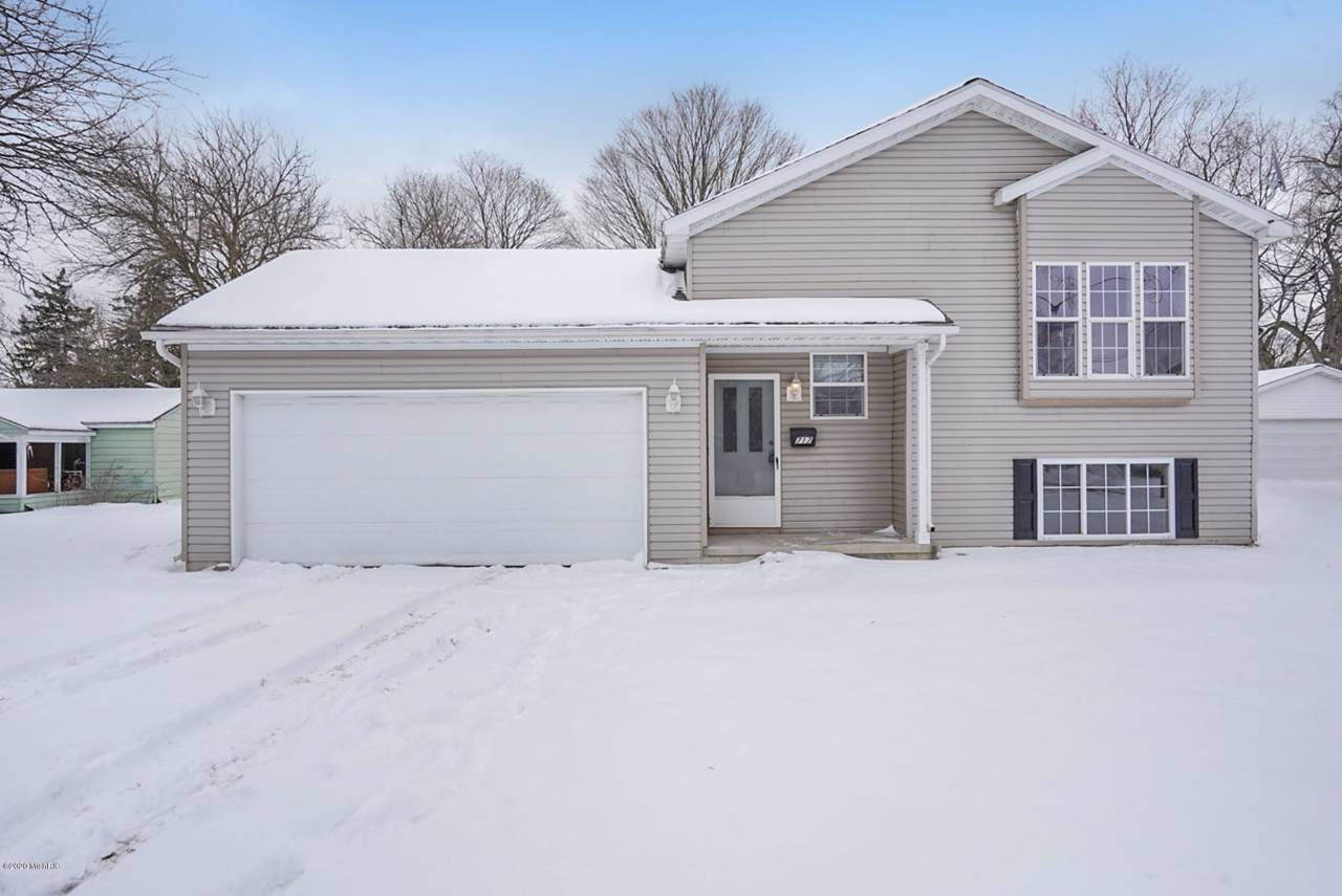 717 Amity Street - Photo 1
