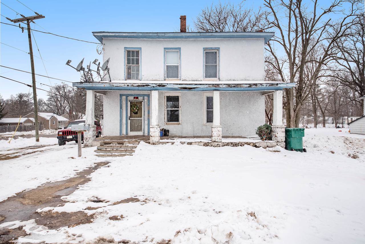 118 St. Mary's Street - Photo 1