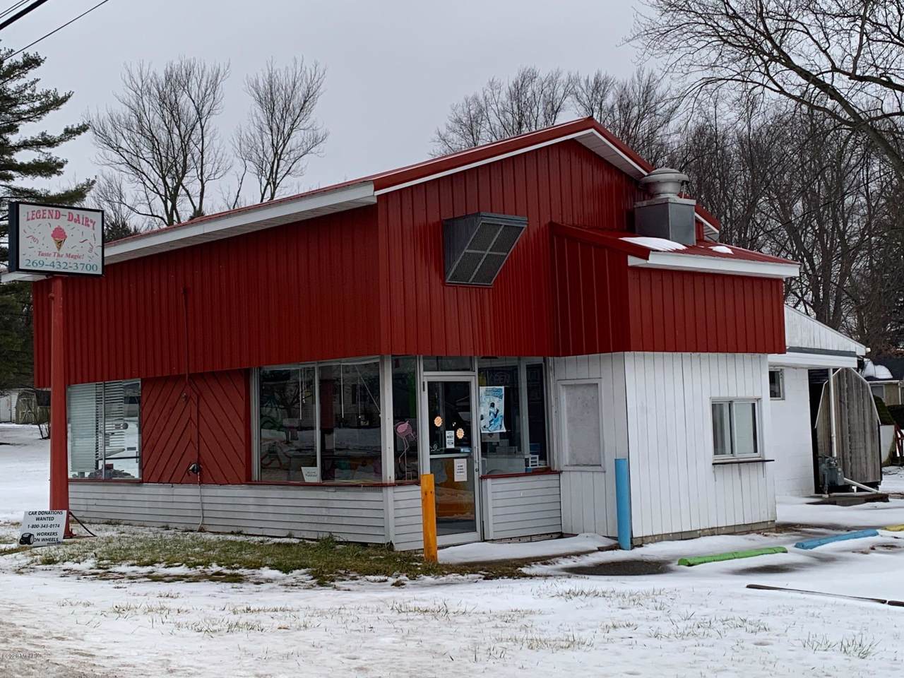 733 State Street - Photo 1