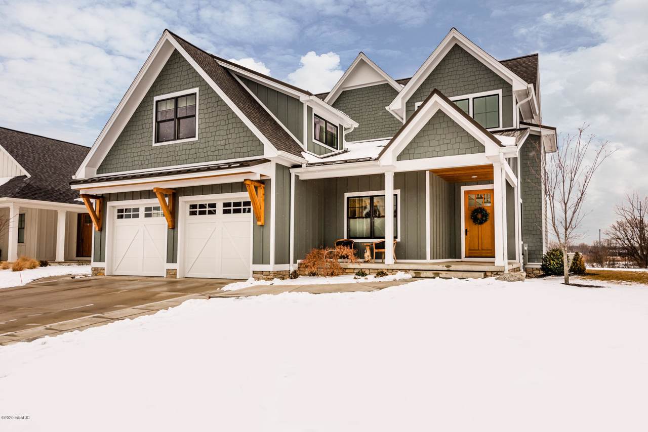 495 Golden Bear Court - Photo 1