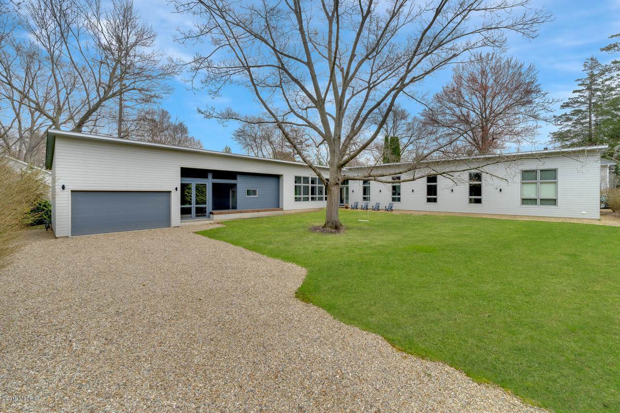 9147 Murphy Grove - Photo 1