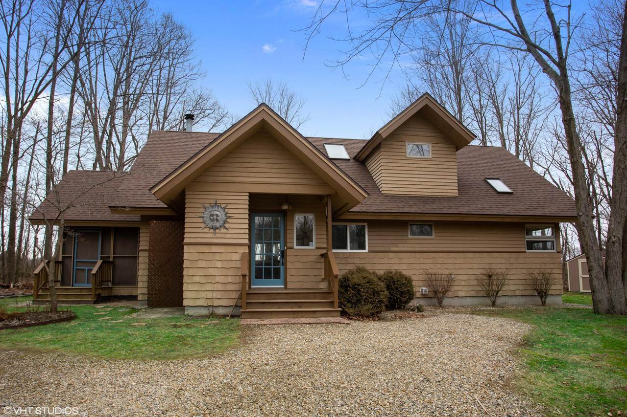 8590 Blackhawk Drive - Photo 1