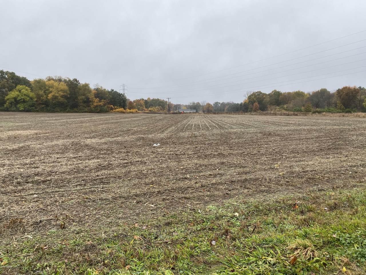 Detroit Road - Photo 1