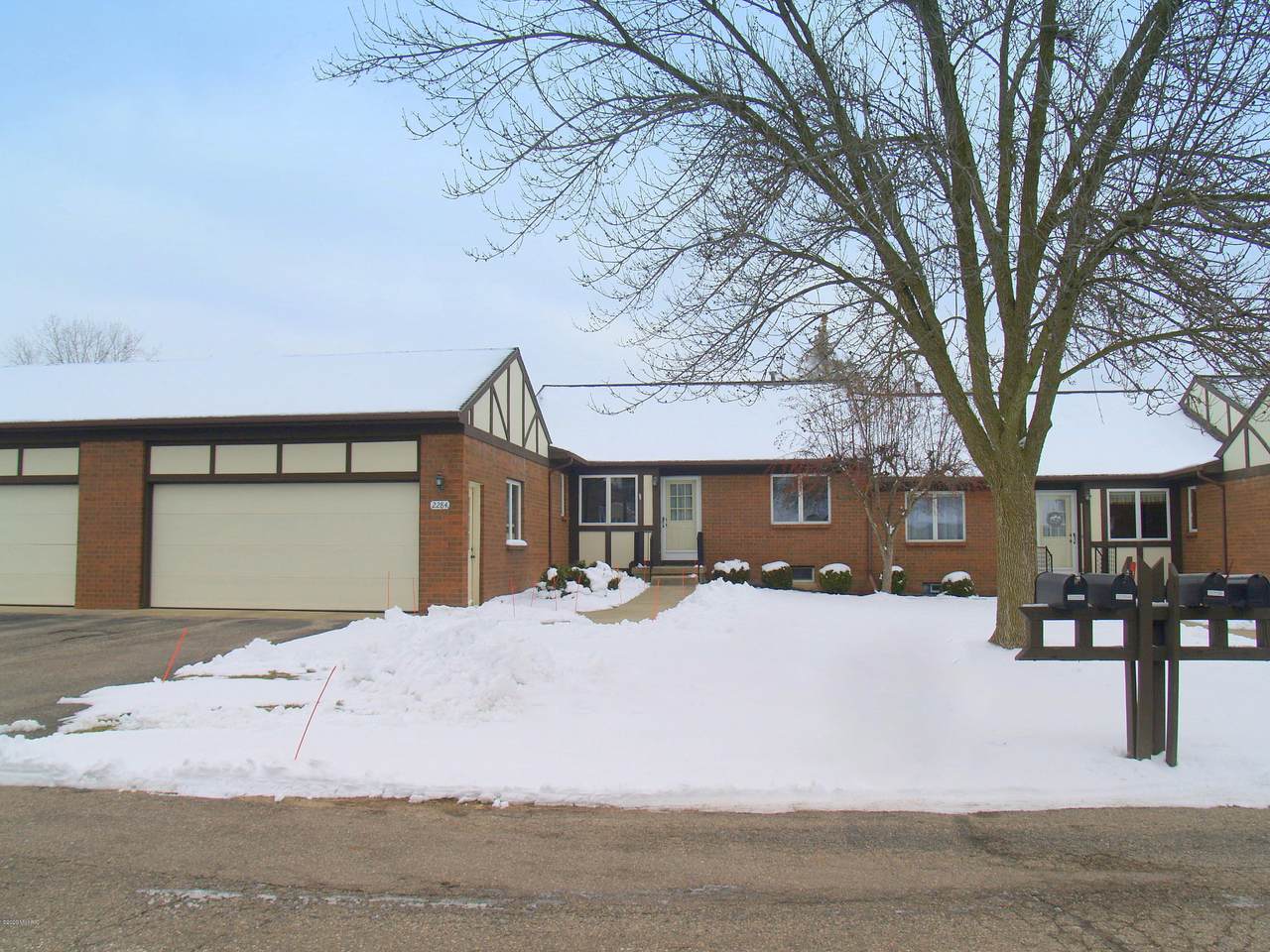 2284 Radcliff Circle - Photo 1