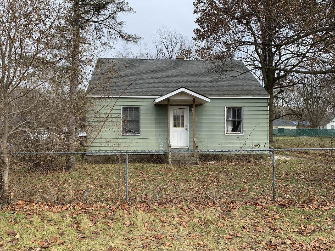 1139 Euclid Avenue - Photo 1