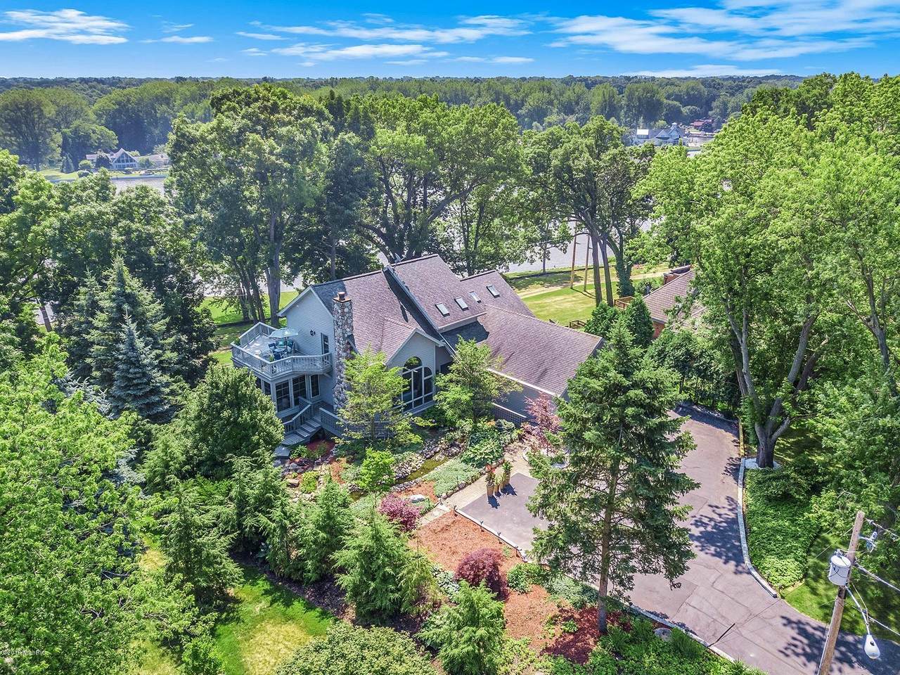 1410 Manley Court - Photo 1