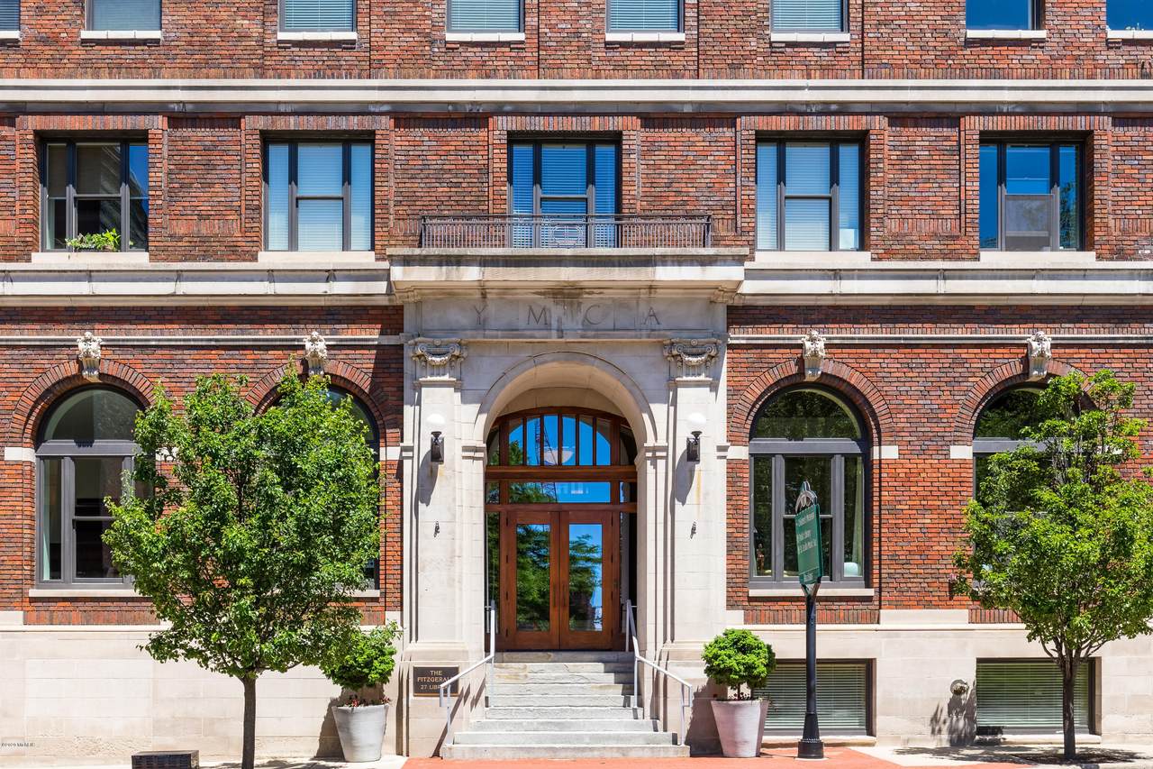 27 Library Street - Photo 1
