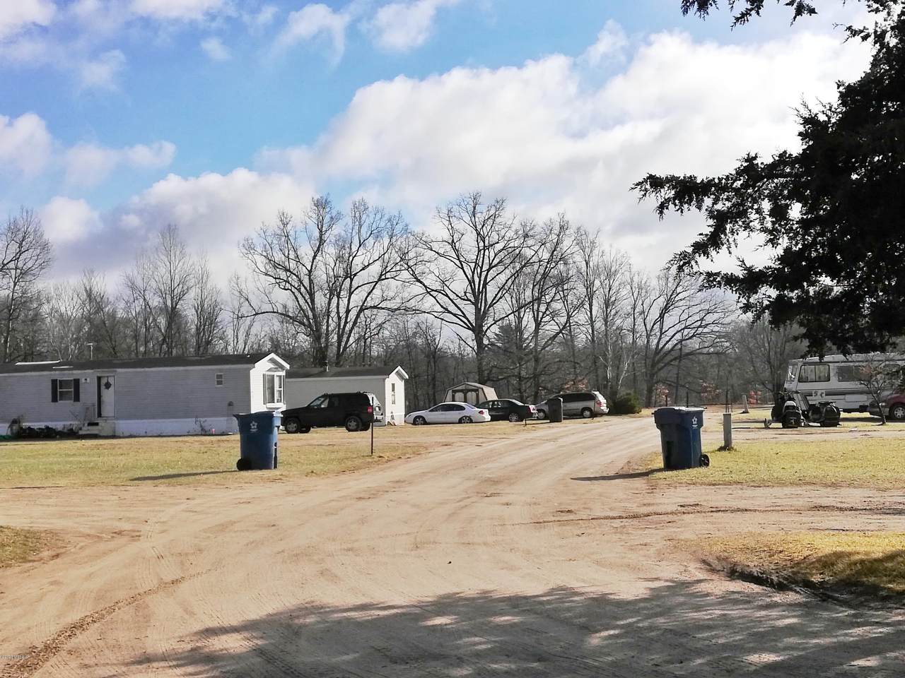 265 Echo Drive - Photo 1