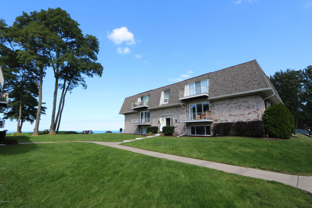 3612 Lakeshore Drive - Photo 1