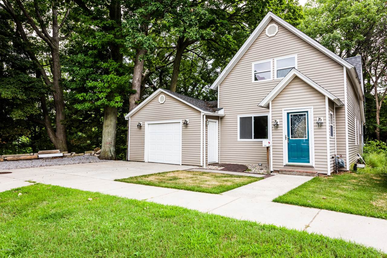 1301 Harrison Avenue - Photo 1