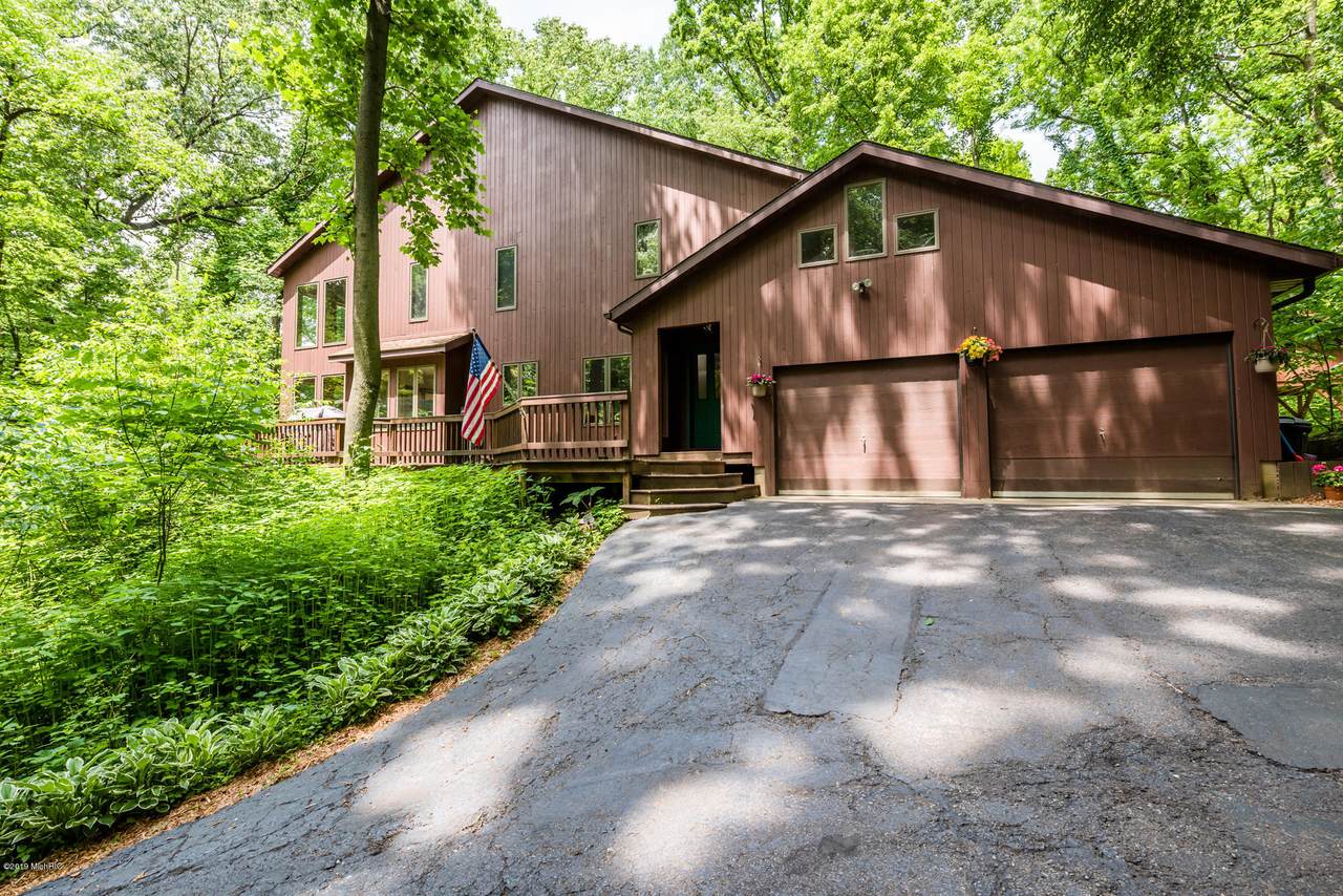10675 Singer Lake Road - Photo 1