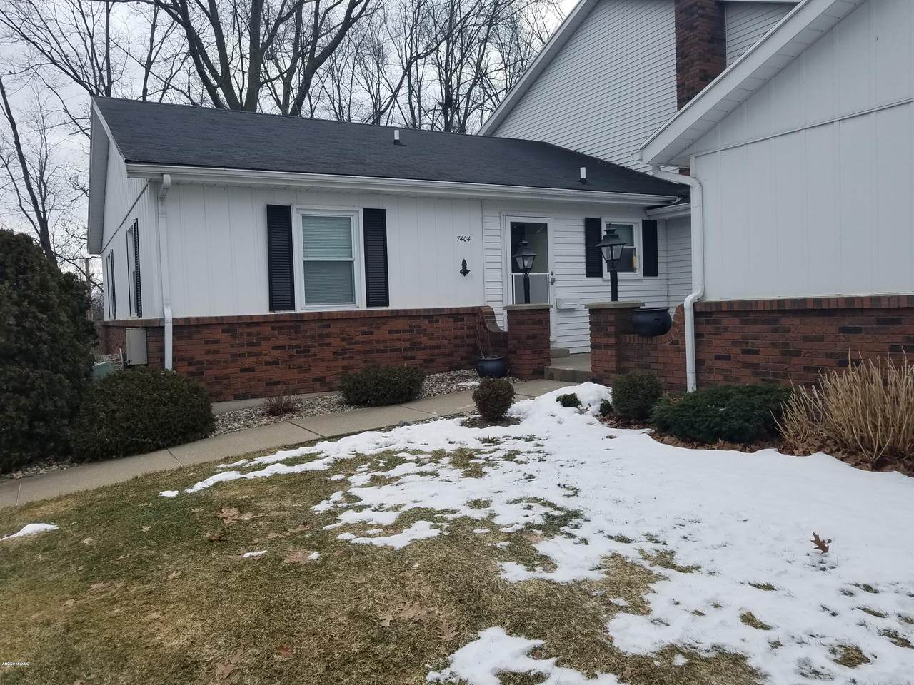 7404 Boulder Bluff Drive - Photo 1