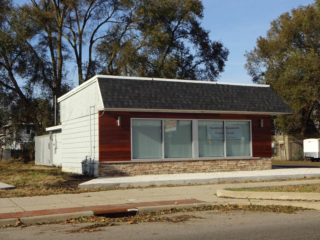 1269 Madison Avenue - Photo 1
