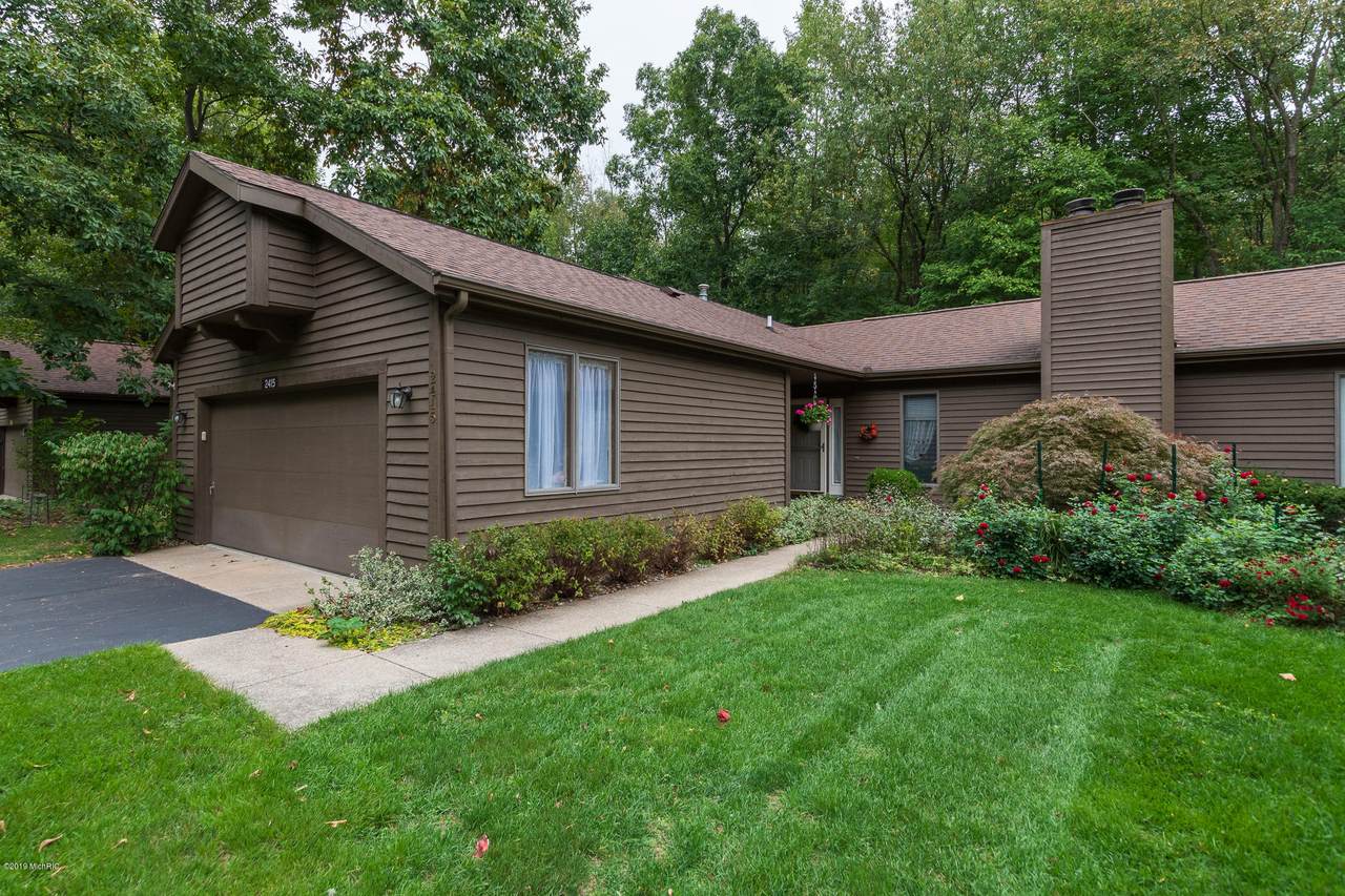 2415 Highpointe Drive - Photo 1