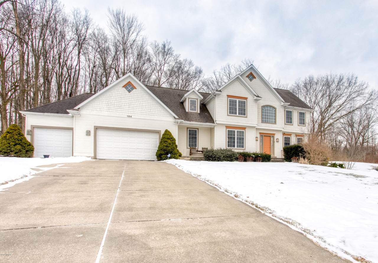 184 Summerfield Court - Photo 1